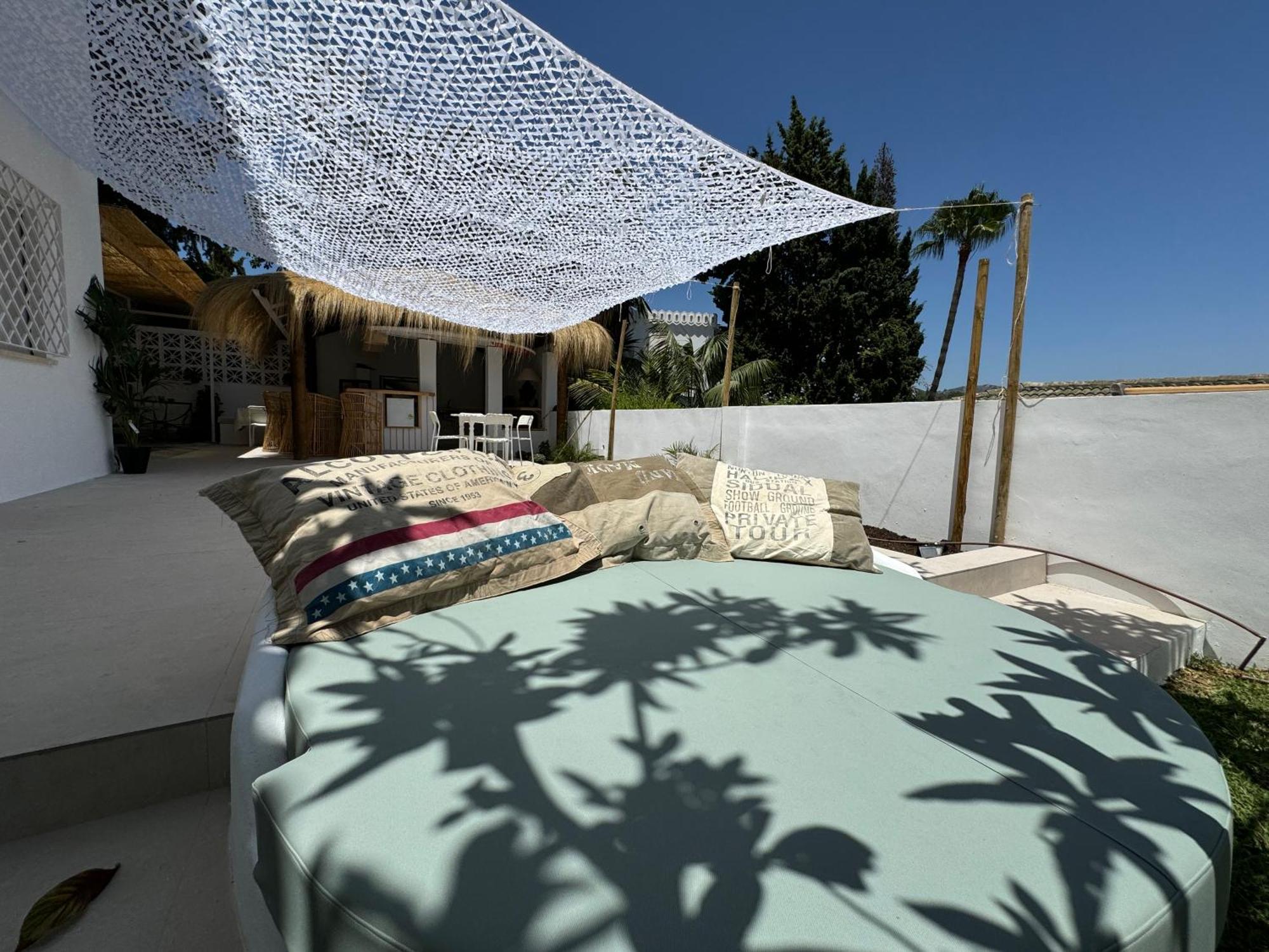 Aurora Boutique House - Only Adults Bed & Breakfast Marbella Exterior photo