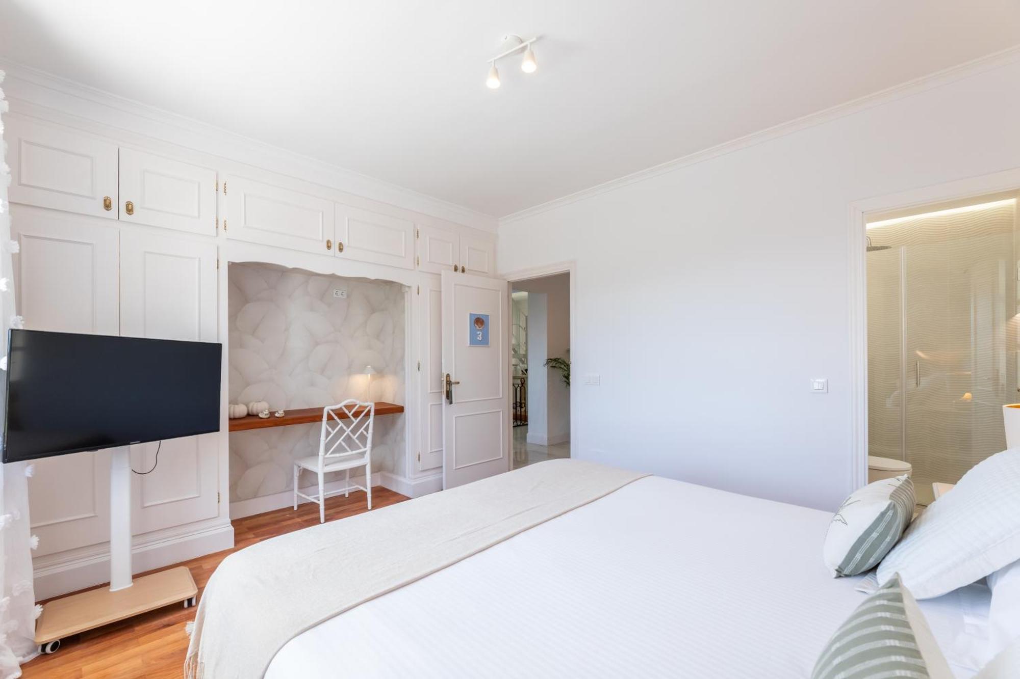 Aurora Boutique House - Only Adults Bed & Breakfast Marbella Exterior photo