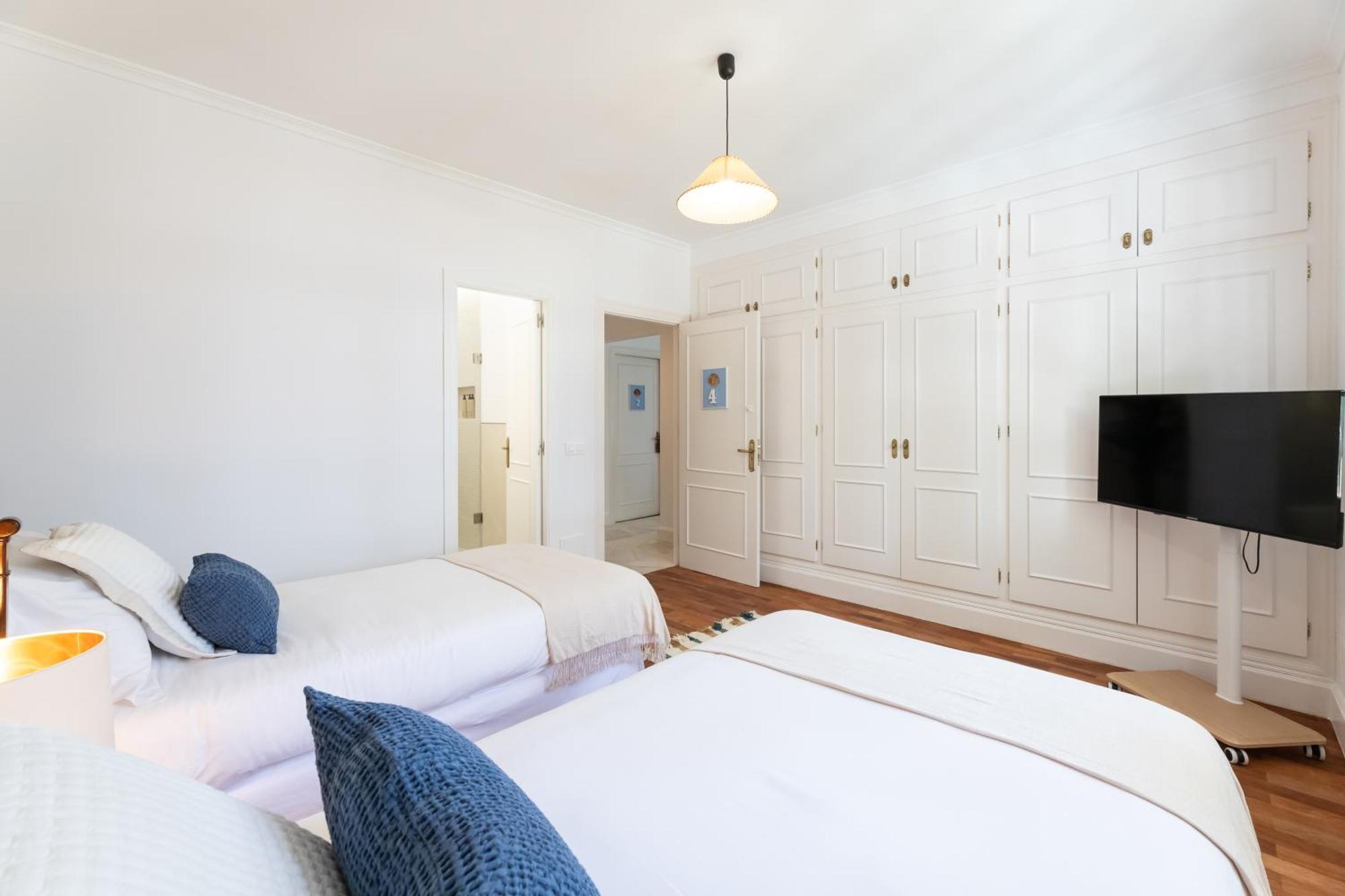 Aurora Boutique House - Only Adults Bed & Breakfast Marbella Exterior photo
